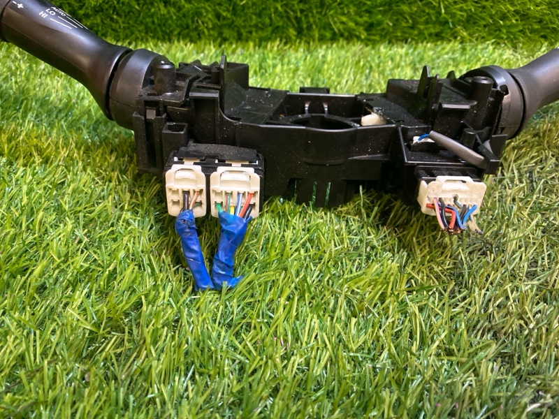 Блок подрулевых переключателей LEVORG VM4