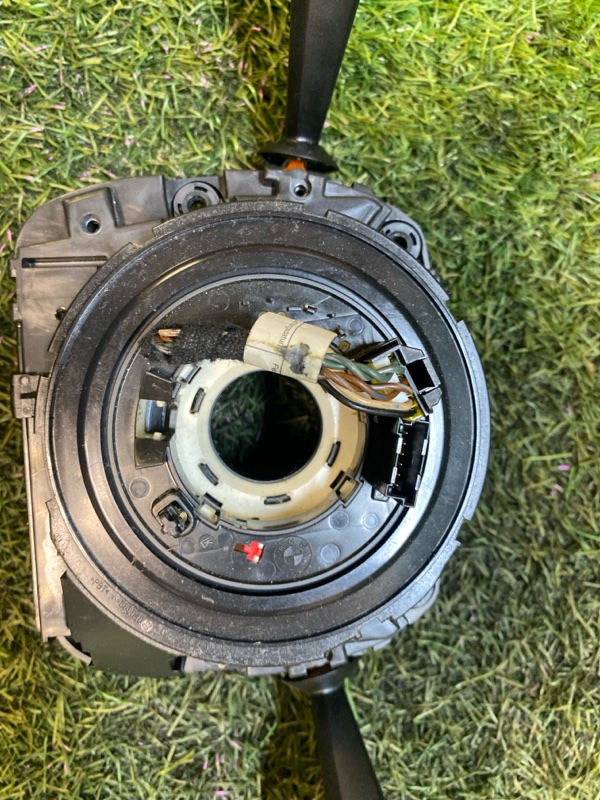 Блок подрулевых переключателей BMW 3-SERIES E90