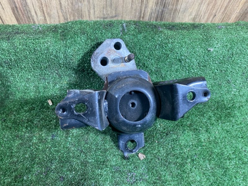 Подушка двигателя передняя правая TOYOTA PLATZ NCP12 1NZ-FE