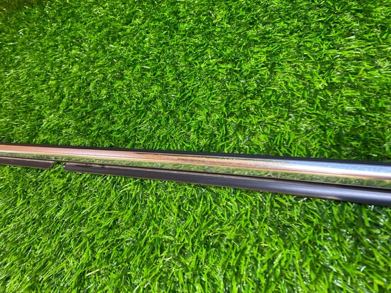 Молдинг на дверь задний левый MARK II JZX115