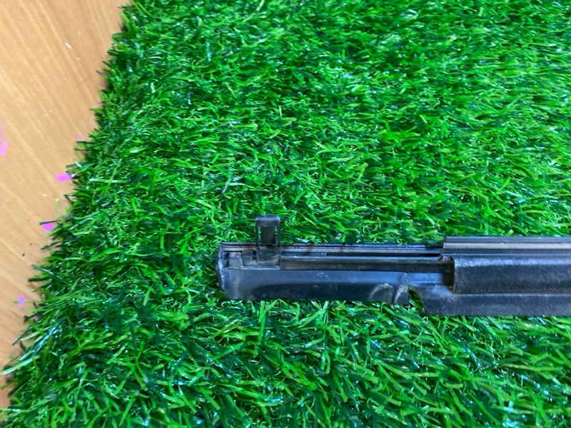 Молдинг на дверь задний левый MARK II JZX115