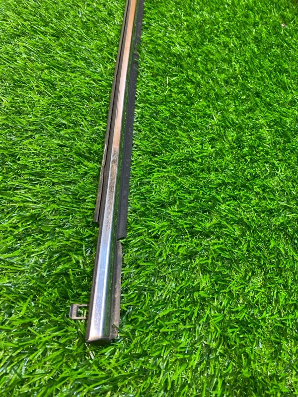 Молдинг на дверь задний правый MARK II BLIT JZX115