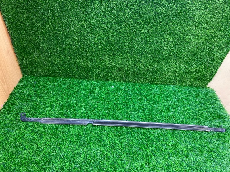 Молдинг на дверь задний правый MARK II BLIT JZX115