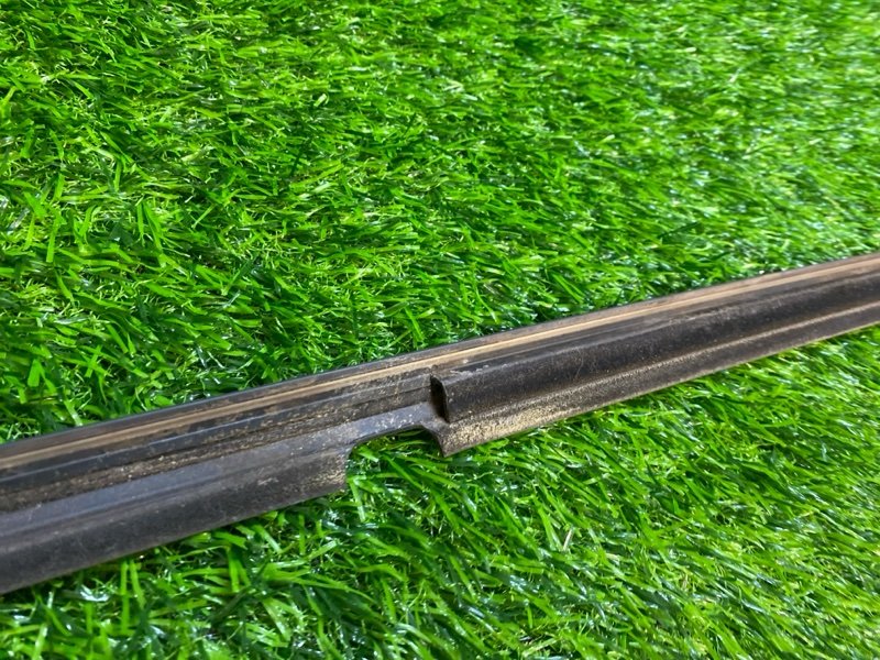 Молдинг на дверь задний правый MARK II BLIT JZX115