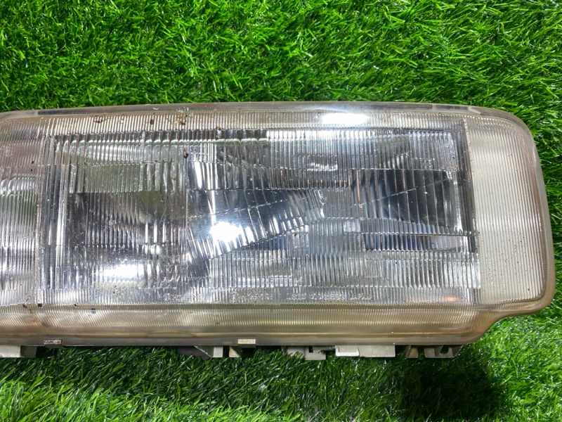 Фара передняя левая FORWARD FRR32