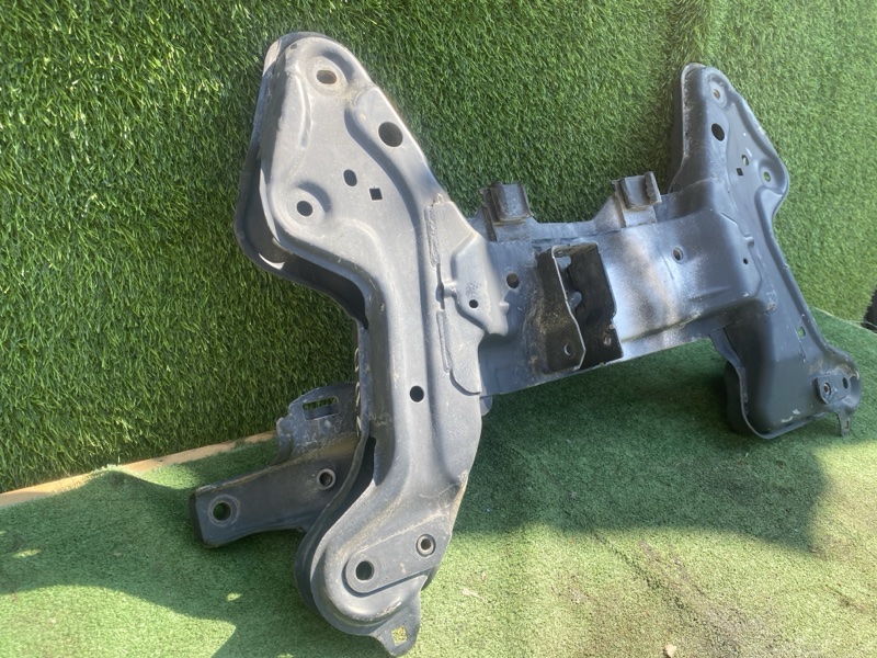Балка под двс передняя 208 CC5 EP6C