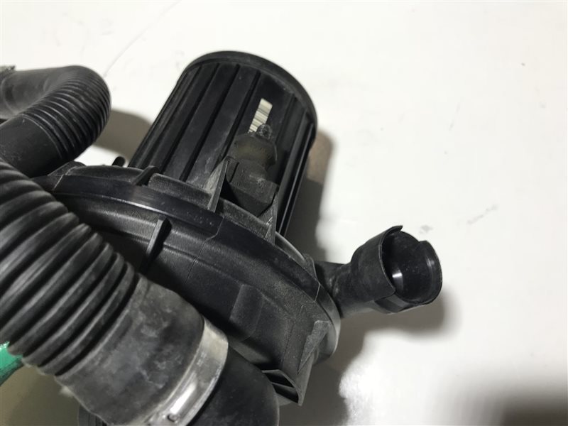 Насос продувки катализаторов A6 2005 C6 BDW