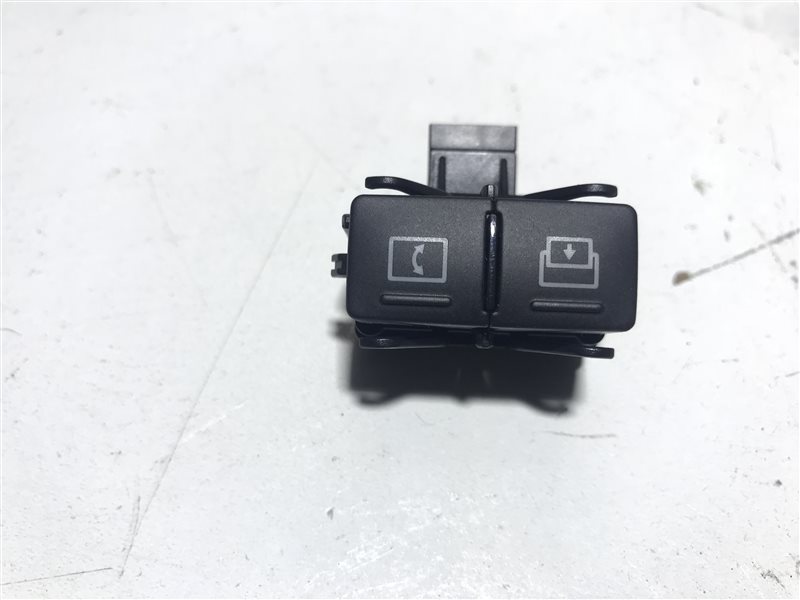 Кнопки управления дисплеем Mercedes-Benz C-Class W204 W204 272.921 2008