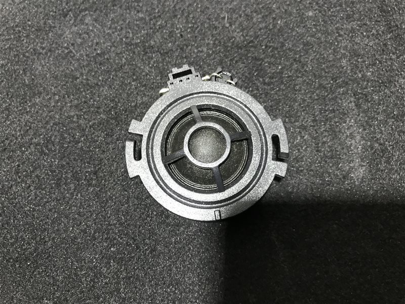 Динамик Audi A6 C6 BDW 2005 Динамик Audi A6 C6 BDW 2005