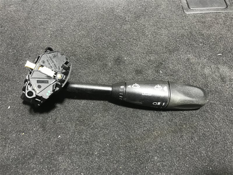 Переключатель поворотов Mercedes-Benz Cls-Class W219 W219 C219 273960 2006