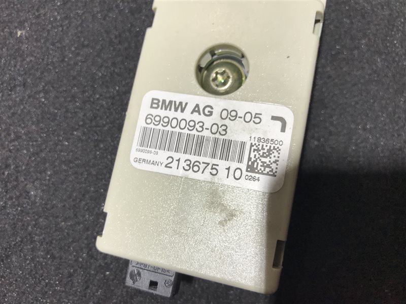 Усилитель антенны X3 2005 E83 M54B25