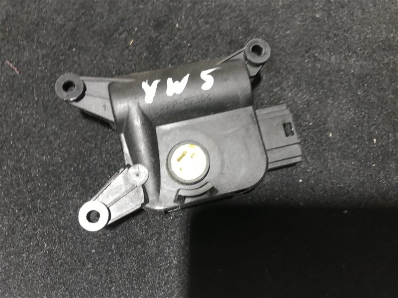 Сервопривод заслонок печки Volkswagen Golf 5 BVY