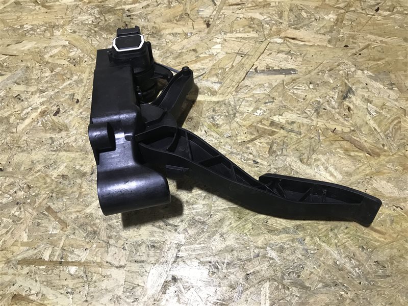 Педаль газа Mercedes-Benz A-Class W169 W169 266.940 2007
