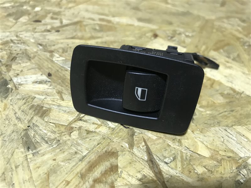 Кнопка стеклоподъемника Bmw 3-Series E90 N46B20 2006