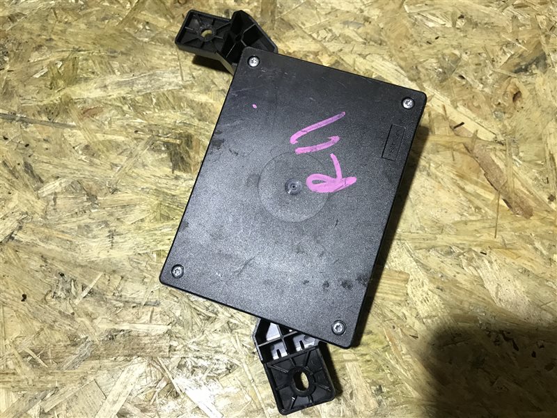 Блок бесключевого доступа A6 2005 C6 BDW