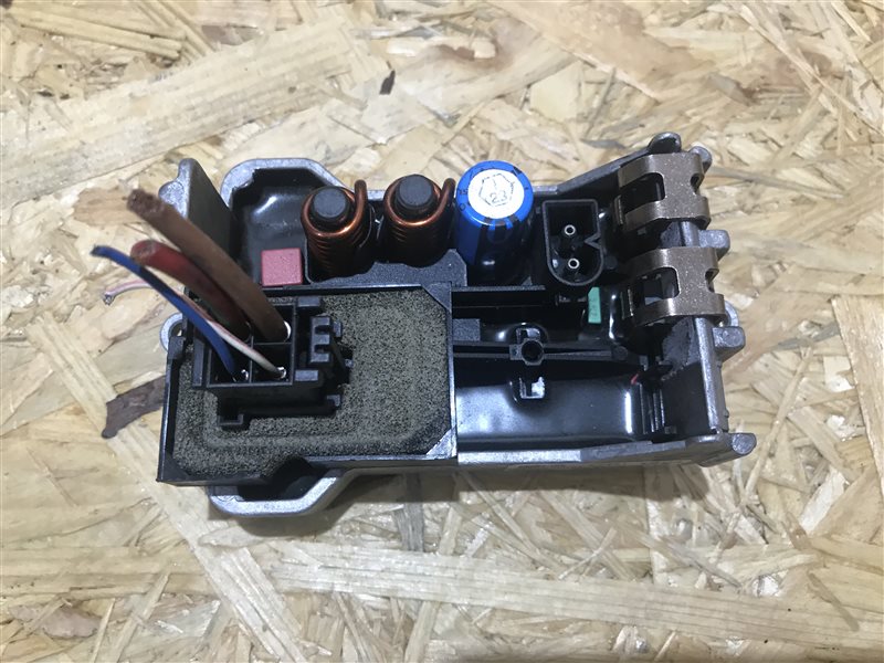 Регулятор вентилятора печки Mercedes-Benz E-Class W211 W211 272.964 2005