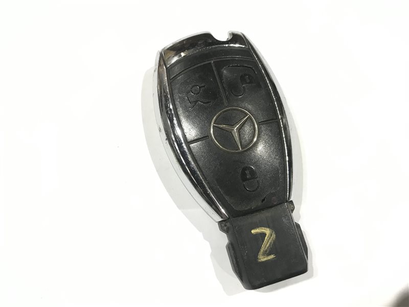 Ключ зажигания Mercedes-Benz