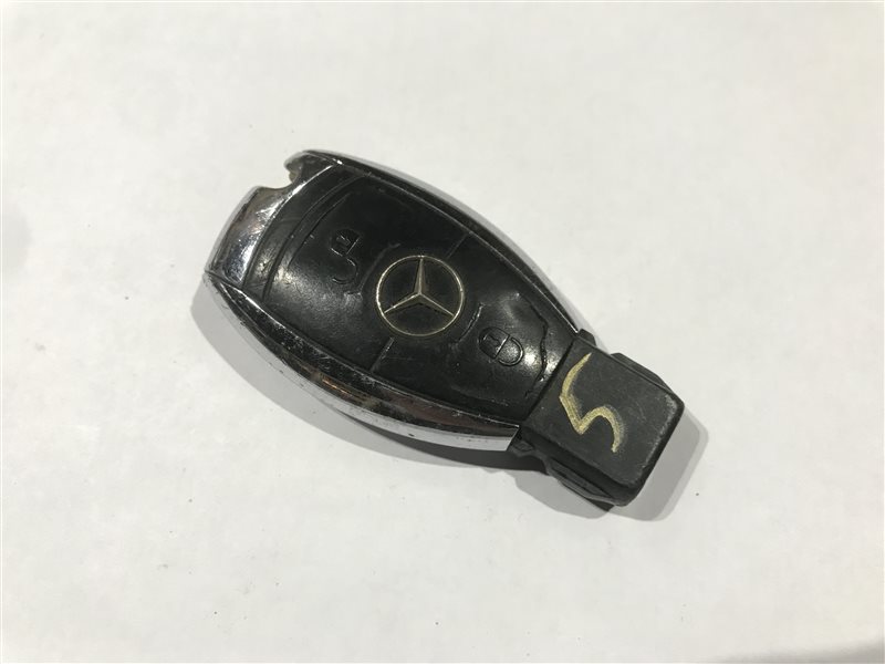 Ключ зажигания Mercedes-Benz Ключ зажигания Mercedes-Benz