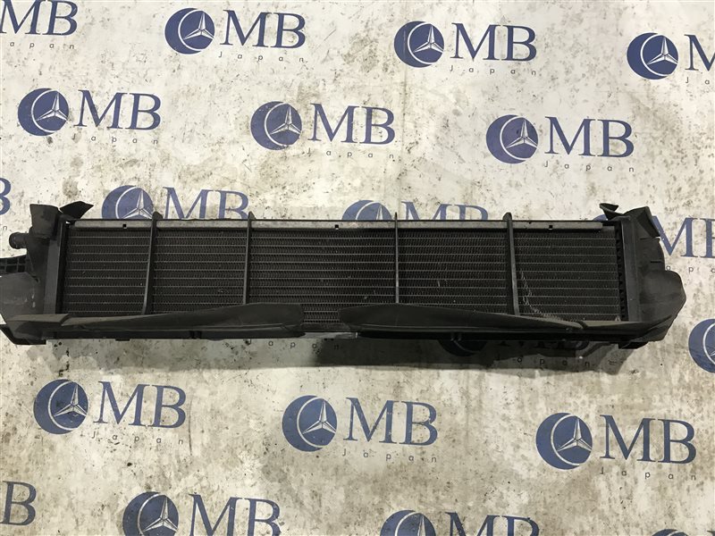 Интеркулер Mercedes-Benz C-Class W203 C32 Amg W203 112.961 2001