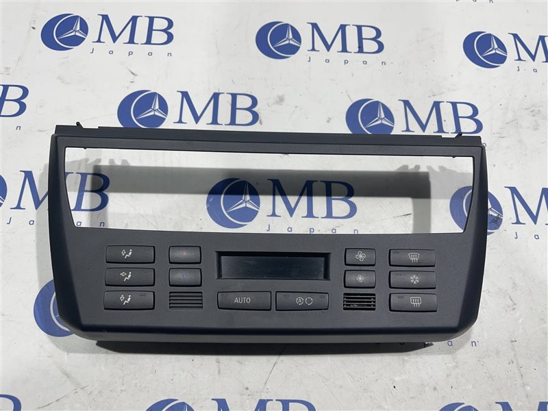 Блок управления климат-контролем Bmw X3 E83 M54B25 2005 передний