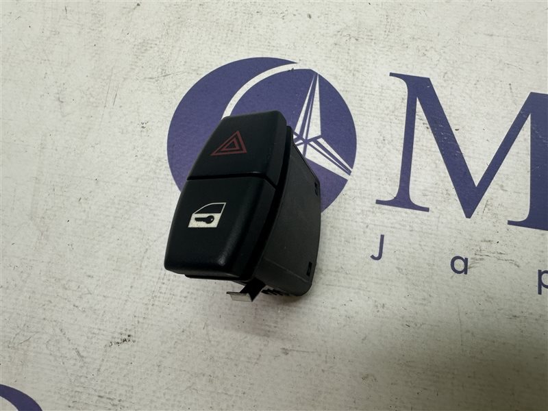 Кнопка аварийной сигнализации X3 2005 E83 M54B25