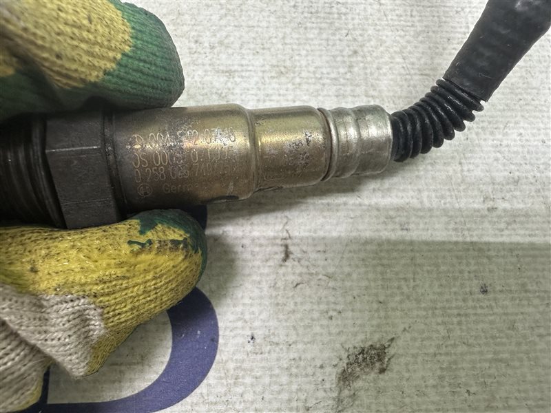 Датчик кислорода E-Class W211 2007 W211 272.964 Датчик кислорода E-Class W211 2007 W211 272.964