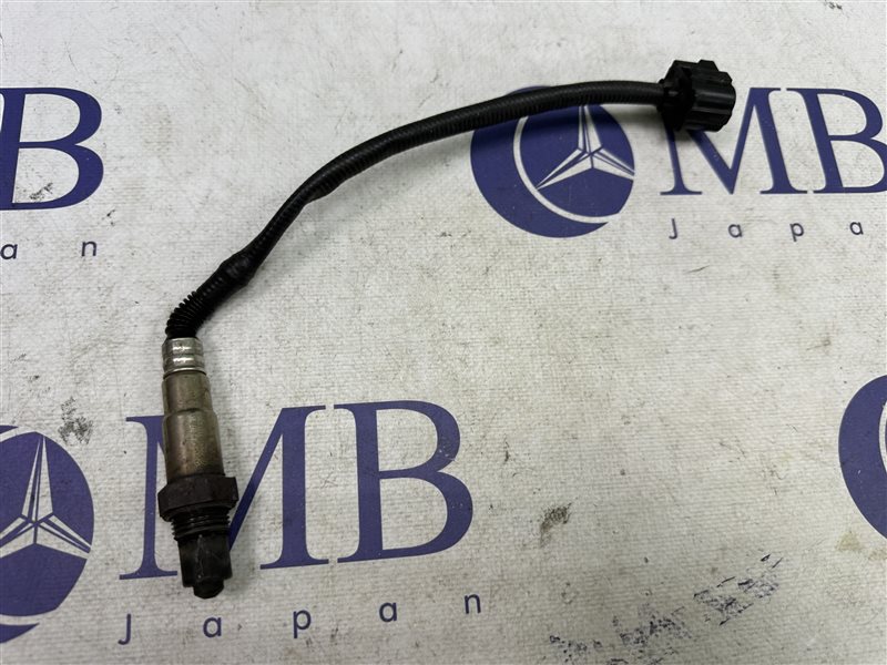Датчик кислорода Mercedes-Benz C-Class W204 2008 W204 272.921 A0045420718 контрактная