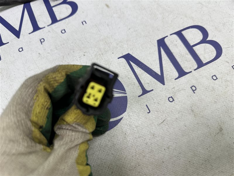 Датчик кислорода Mercedes-Benz C-Class W204 W204 272.921