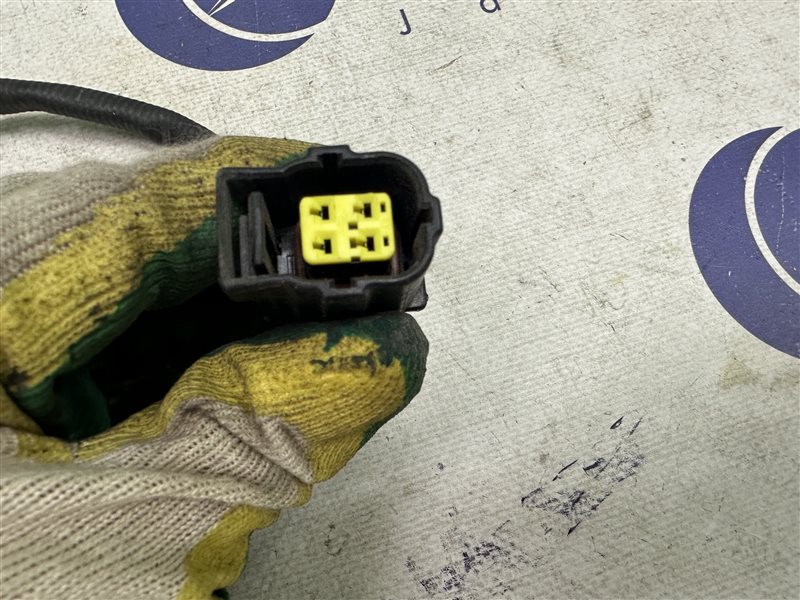 Датчик кислорода Mercedes-Benz C-Class W204 W204 272.921