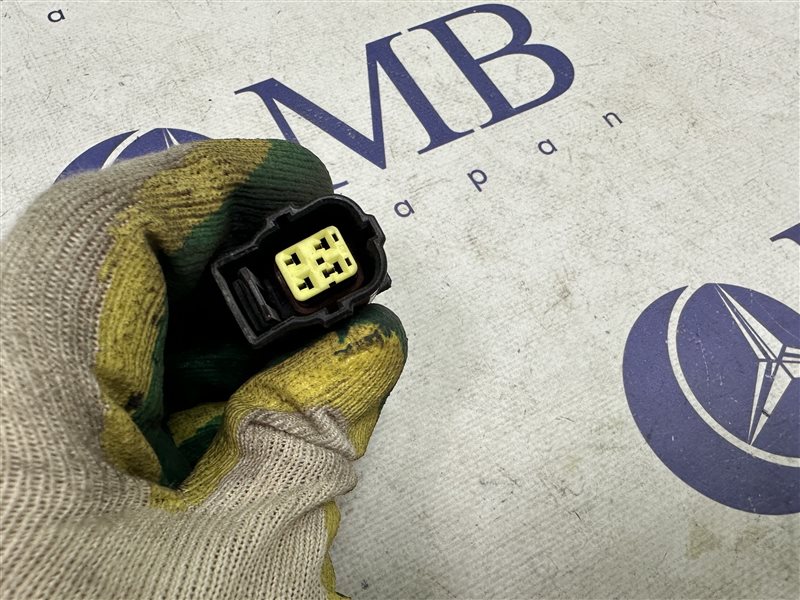 Датчик кислорода E-Class W211 2005 W211 272.964 Датчик кислорода E-Class W211 2005 W211 272.964