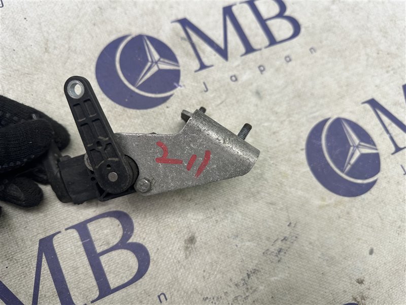 Датчик положения кузова задний Mercedes-Benz CLS-Class W219 W219 C219 113.967