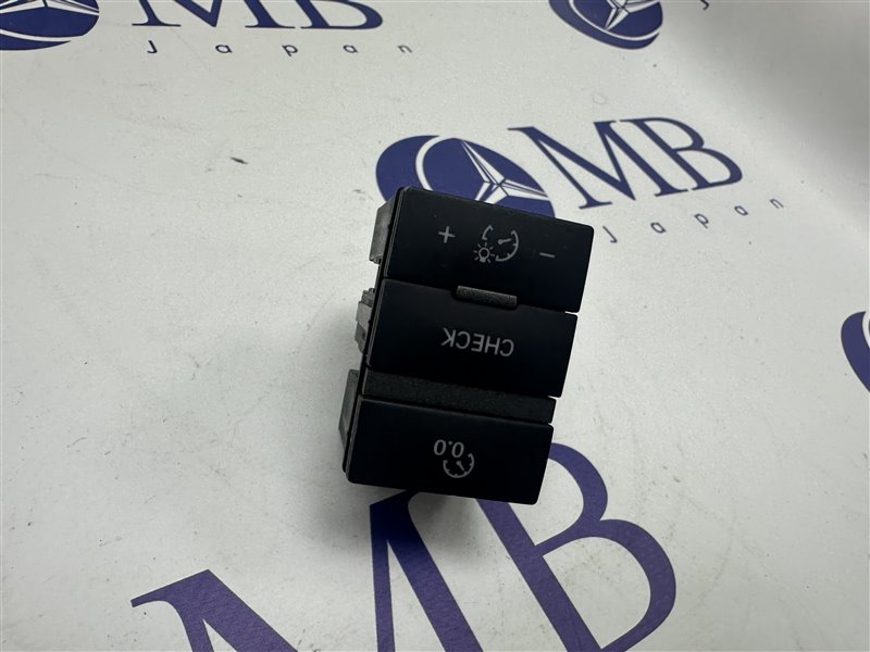 Блок кнопок A6 2006 C6 AUK