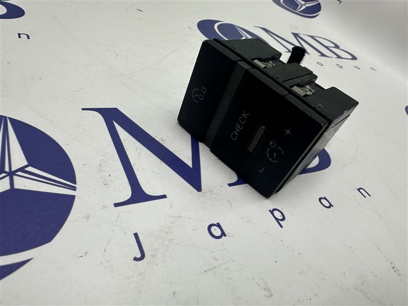 Блок кнопок Audi A6 2006 C6 AUK 4F0927123A контрактная