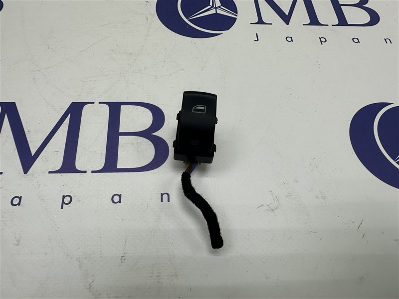 Кнопка стеклоподъемника Audi A6 2005 C6 BDW 4F0959855 контрактная