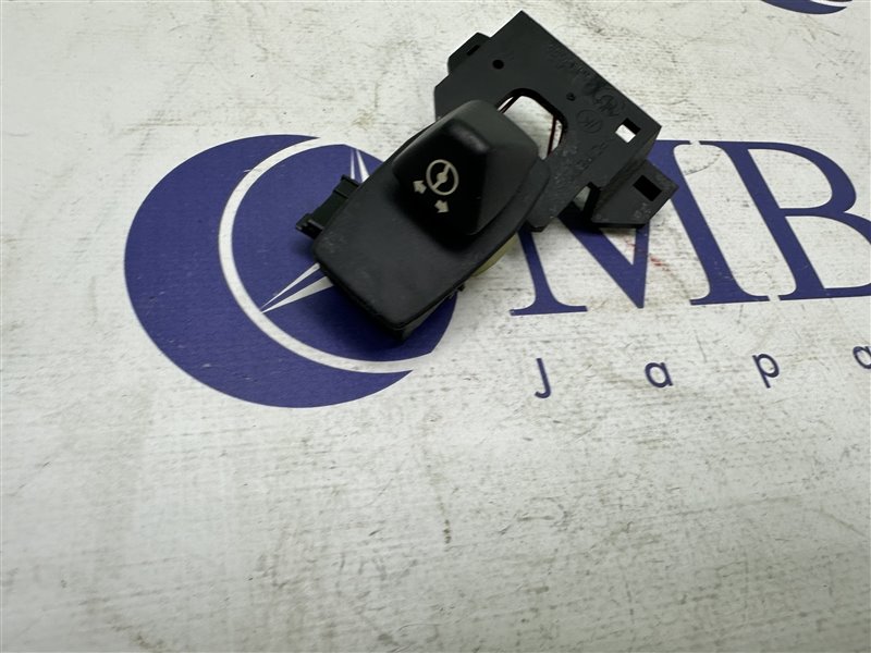 Переключатель регулировки рулевой колонки 5-Series 2006 E60 N52B25A
