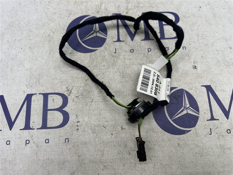 Динамик задний правый Mercedes-Benz CLS-Class W219 2006 W219 C219 272.964 A2118200202 контрактная