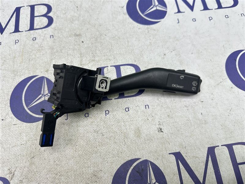 Запчасть переключатель дворников Volkswagen Golf 2006 5 BVY 1K0953519A контрактная Переключатель дворников Volkswagen Golf 2006 5 BVY 1K0953519A контрактная