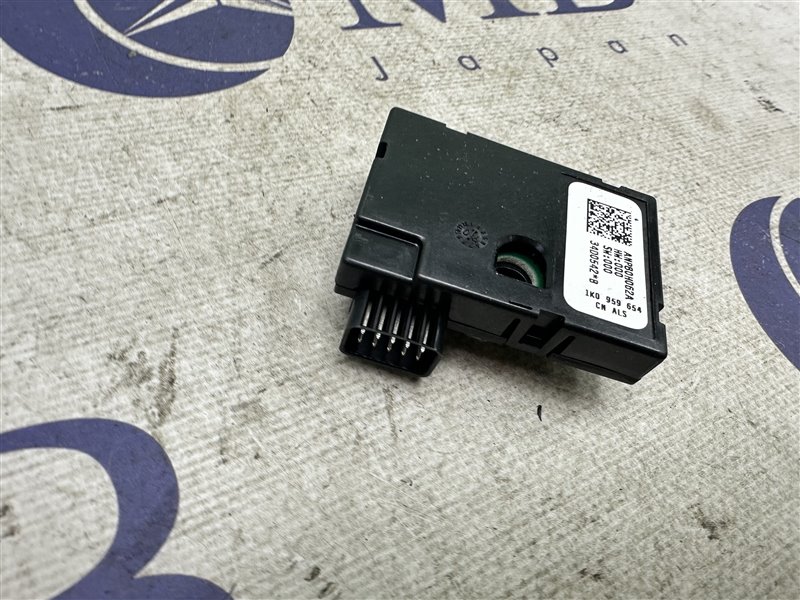 Датчик угла поворота рулевого колеса Golf 2006 5 BVY