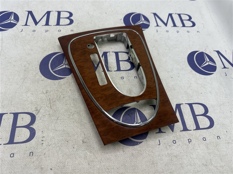 Накладка АКПП Mercedes-Benz E-Class W211 2007 W211 272.964 A2116808436 контрактная