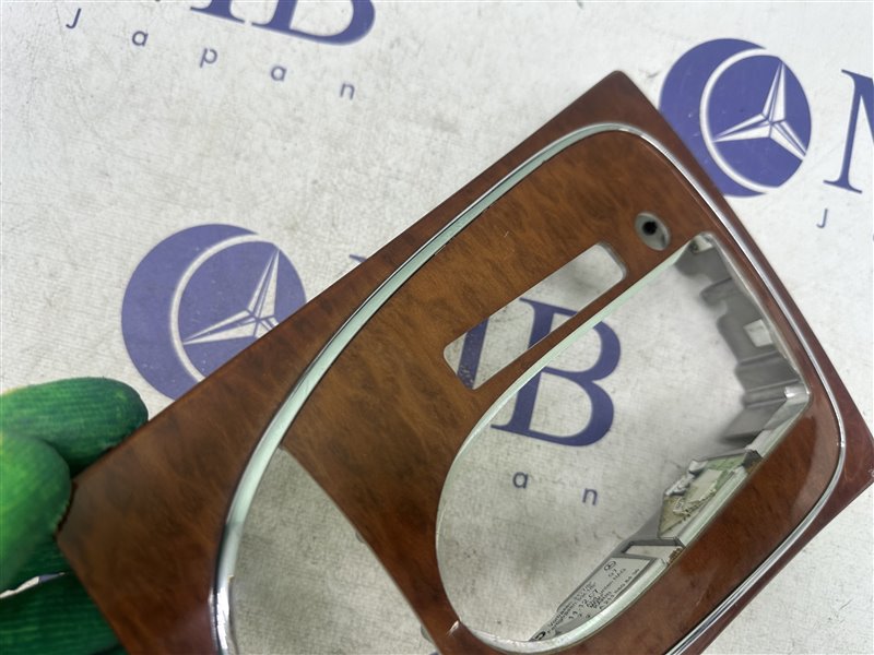 Накладка АКПП E-Class W211 2007 W211 272.964
