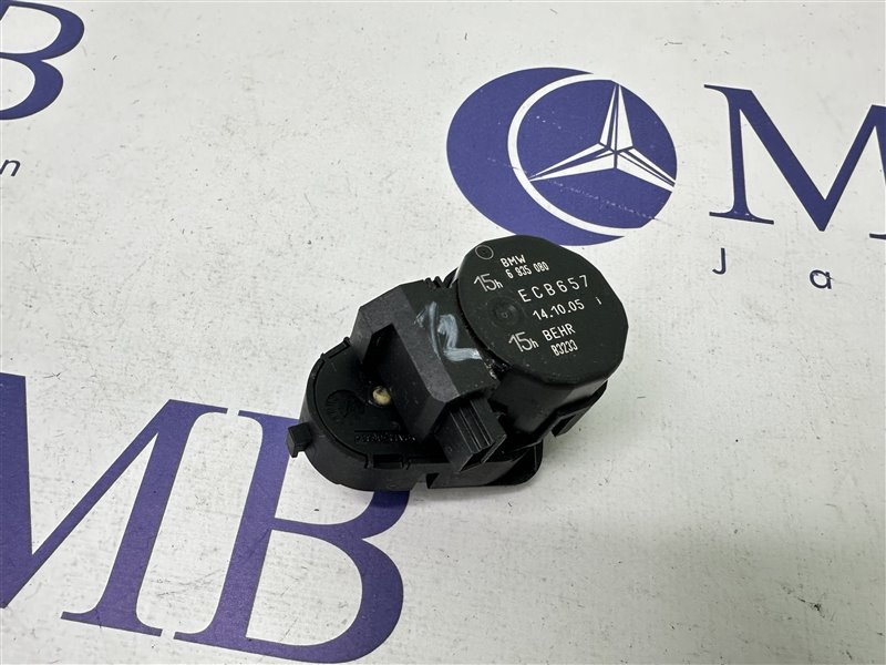 Сервопривод заслонок печки BMW 7-Series 2006 E65 N62B48B 64116935080 контрактная