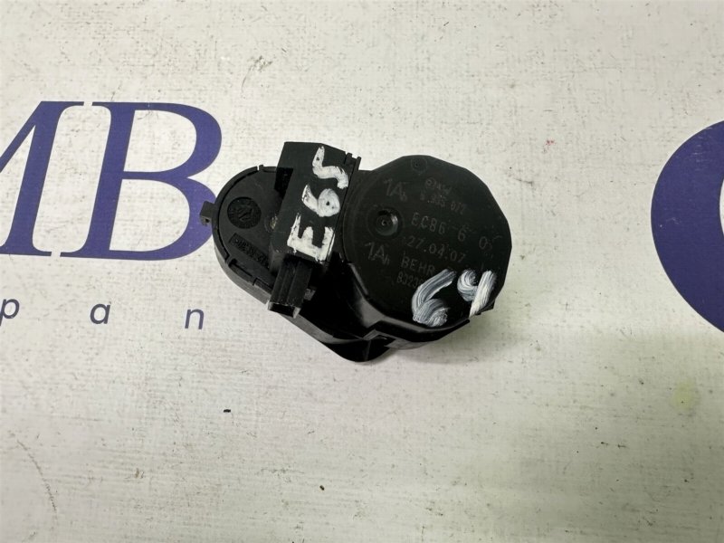 Запчасть сервопривод заслонок печки BMW 7-Series 2007 E65 N62B40A 64116935072 контрактная Сервопривод заслонок печки BMW 7-Series 2007 E65 N62B40A 64116935072 контрактная