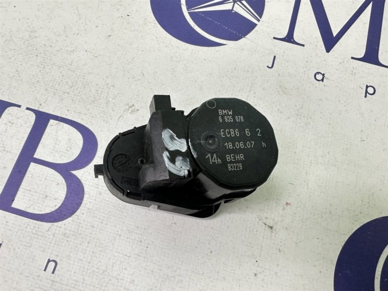 Сервопривод заслонок печки BMW 7-Series 2007 E65 N62B40A 64116935078 контрактная