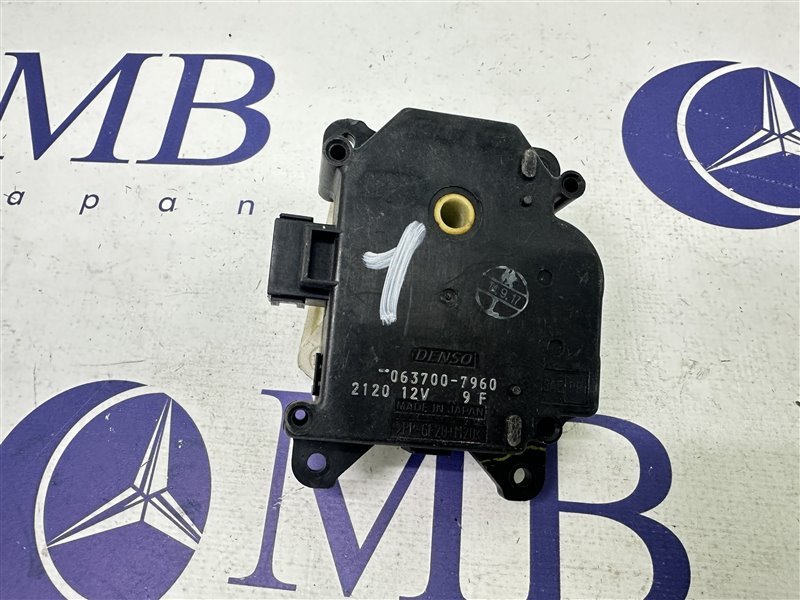 Сервопривод заслонок печки Toyota Prius 2004 NHW20 1NZ 063700-7960 контрактная