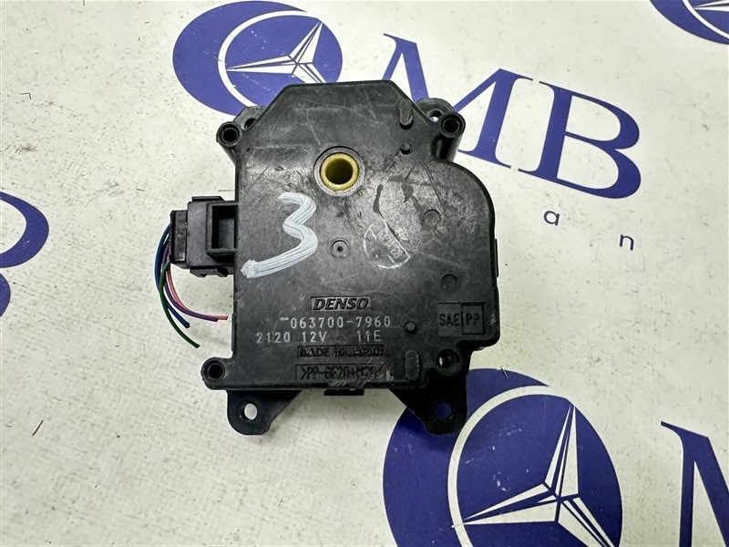 Сервопривод заслонок печки Toyota Prius NHW20 1NZ