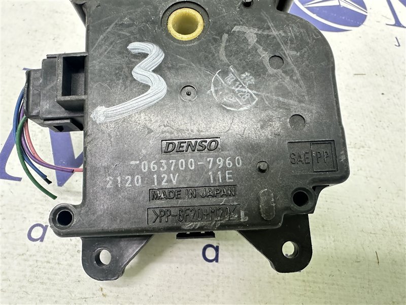 Сервопривод заслонок печки Prius 2004 NHW20 1NZ