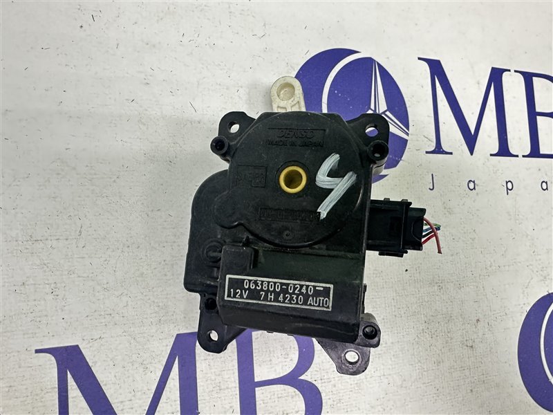 Сервопривод заслонок печки Prius 2004 NHW20 1NZ
