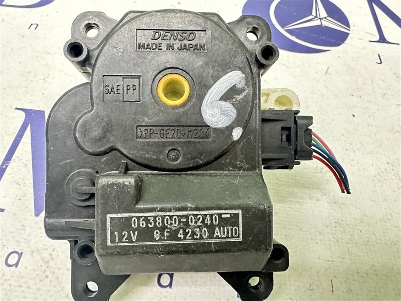 Сервопривод заслонок печки Prius 2004 NHW20 1NZ