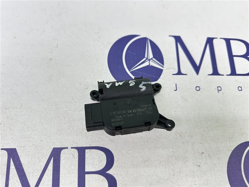 Сервопривод заслонок печки Volkswagen Golf 2006 5 BVY 1K0907511 контрактная