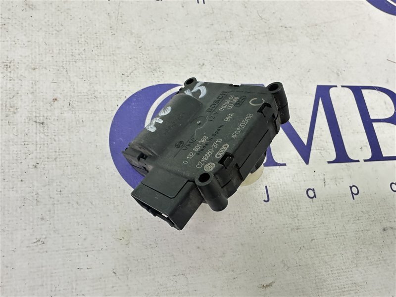 Сервопривод заслонок печки Audi A6 2005 C6 BDW 4F0820511B контрактная